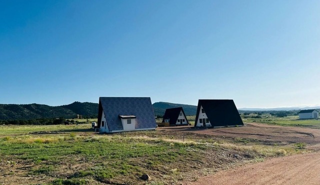 A-Frame Cabin with full Kitchen & Loft near Royal Gorge