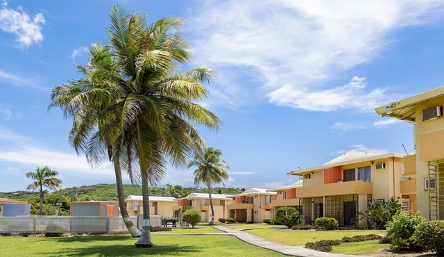 A Getaway From Your Getaway 1 Bedroom Condo by RedAwning