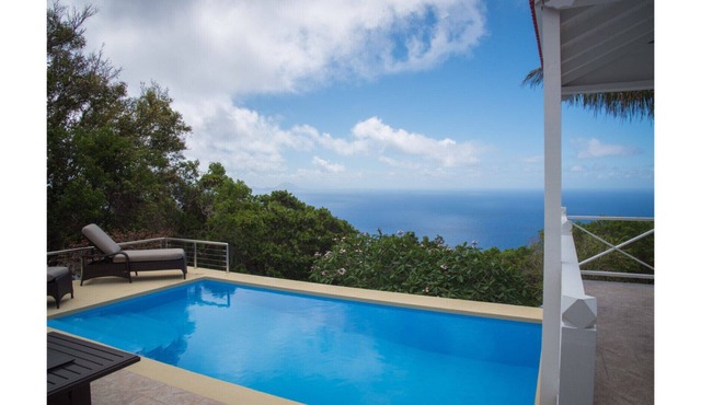 A Hidden Gem On The Unspoilt Queen ~ SABA