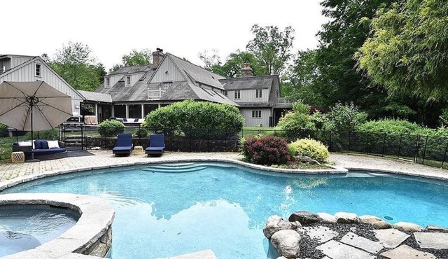 A home away from home, close to downtown and the beach.
