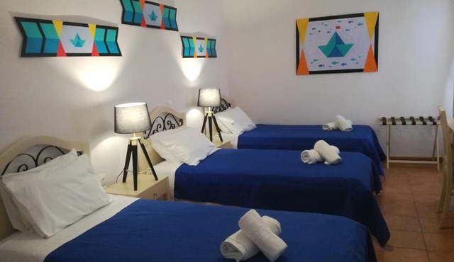 A Hotel Faros