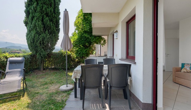 Apartment 'Golden' with Mountain View, Shared Terrace and Wi-Fi