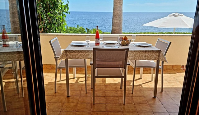 A little paradise, right by the sea