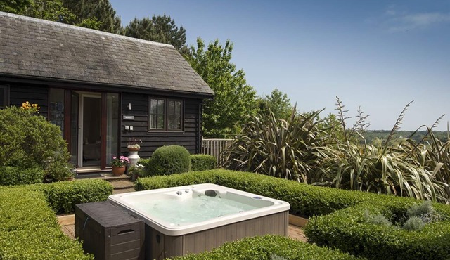 A luxurious self-catering retreat for two, complete with indoor pool & hot tub.