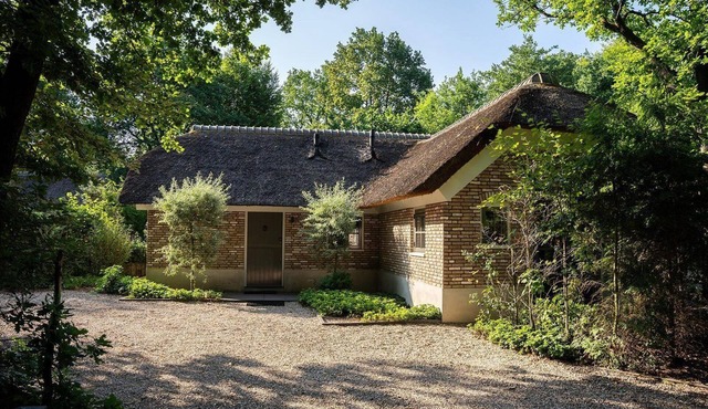 A luxury group accommodation in which you can spend a nice time with your family or group of friends. This large robust house accommodates everyone, has a spacious living room, and has 8 bedrooms and 4 bathrooms.