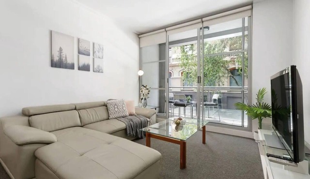 A Modern & Comfy Studio Next to Darling Harbour