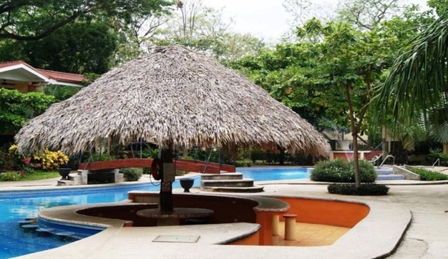 A nice convenient location Condo in Coco Beach