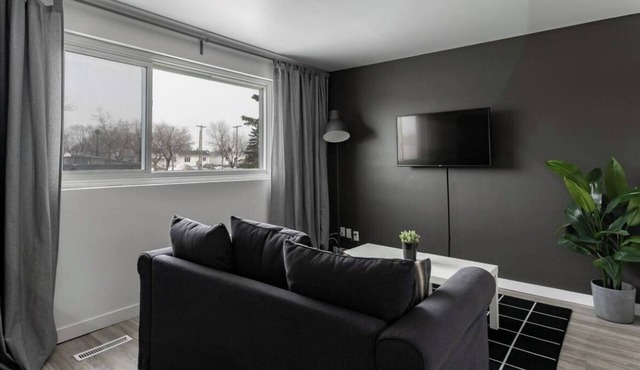 A One Bedroom Unit located near HSC