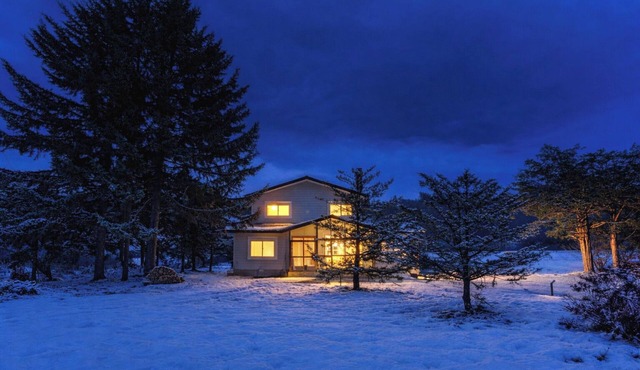 A one-group-per-day private villa in the nature of Biei.