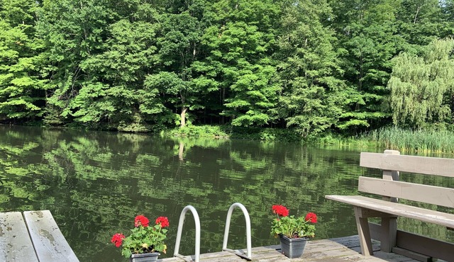 A Peaceful Bucolic Retreat by the Water at the Gateway of Hudson Valley
