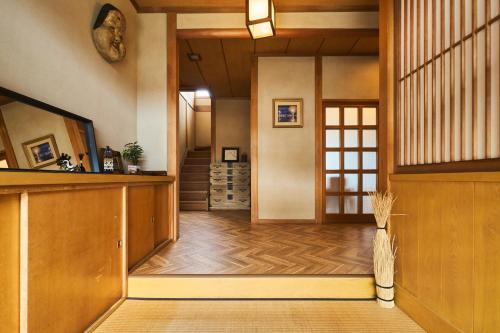 A private villa with beautiful MtFuji views, 8-minute walk to Fujisan St featuring 4 bedrooms