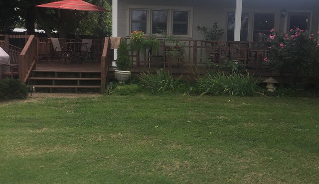 A Riverfront Honeymoon Retreat ~ Incredible Views Of The River!