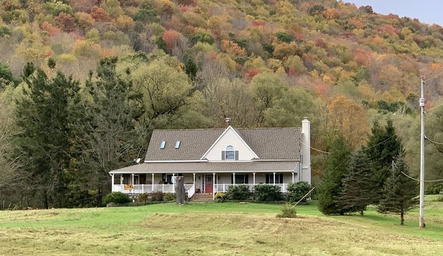 A Rustic Retreat at Wolf Hollow Farm