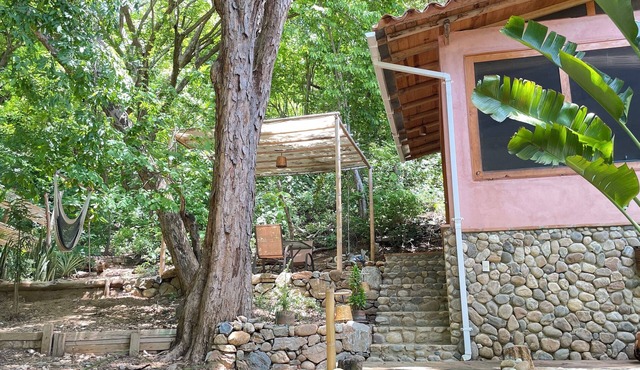 A Serene Mazunte Retreat with AC, Starlink & Great Location