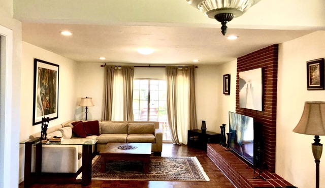 A Spacious Home with a Great View of San Francisco Bay and Mt Tamalpais