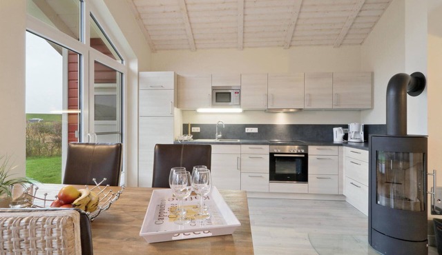 A special gem in Dagebüll awaits you with this detached holiday home on the North Sea.