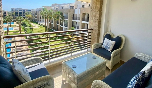 A stay between ocean and golf