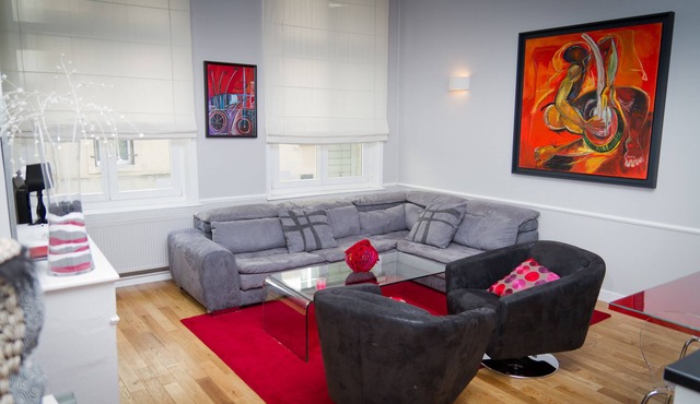 A stone's throw from Place Stanislas, in the city center: the Rennel apartment