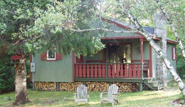 A STORYBOOK COTTAGE!
