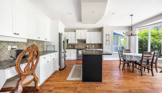A Stunning Dream Home in Albion Maple Ridge