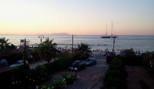 A terrace overlooking the sea ....