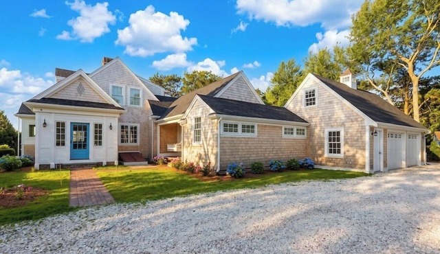 A Tranquil Pond Front Oasis w/Private Dock + B-Ball Court RPAM073