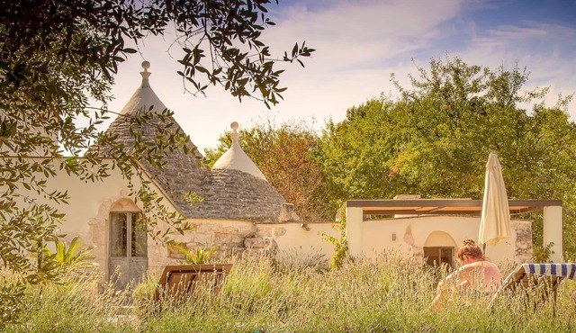 A Trullo With Private 10m Pool Near Ceglie Messapica