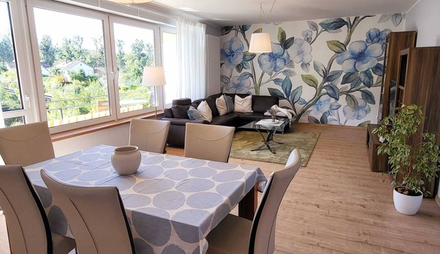 A warm welcome to our new holiday flat "Hereinspaziert". 2 Persons/85m2