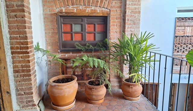 A2 100-year-old house in downtown Valle de Bravo, beautifully remodeled.
