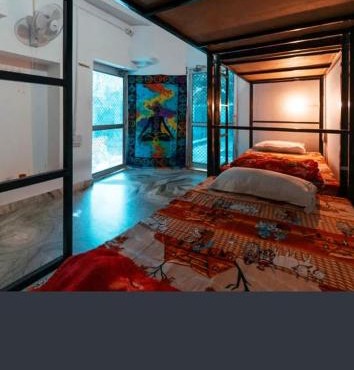 Aanand palace hostel
