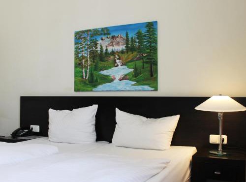 Aariana Hotel