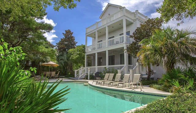 Above The Dunes - 30A, Private Pool, Gulf Trace in Grayton, Short Walk to Beach!