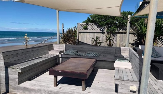 ABSOLUTE BEACHFRONT PARADISE