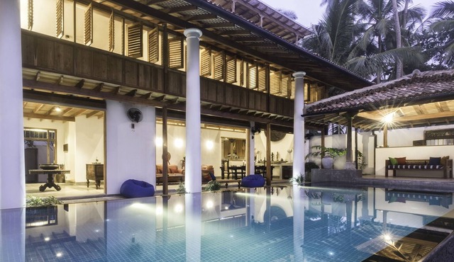 Absolute Beachfront Luxury Villa