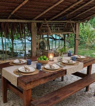 Absolute Beachfront with cultural Tours Aore Island