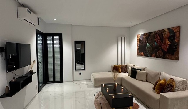 Absolute Comfort in a Luxury Residence, Soukra