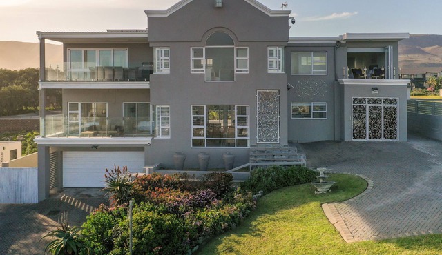Absolute Ocean Boutique Guesthouse