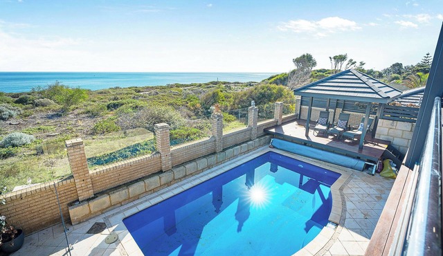 Absolute Oceanfront Retreat