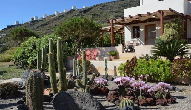 Absolute Peace in a beautiful setting - south villa