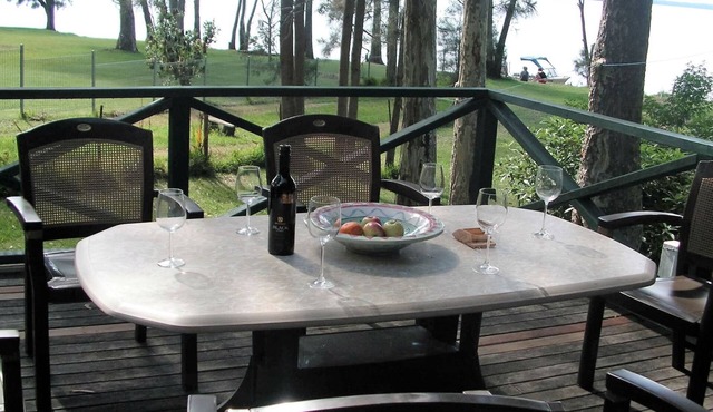 Absolute Waterfront - large deck, level access to water, plenty wildlife