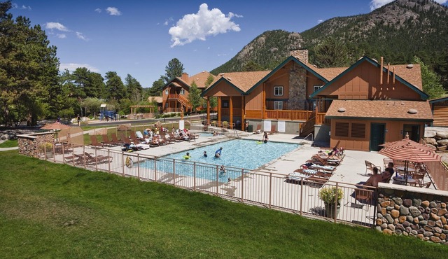 Absolutely gorgeous resort & condos !