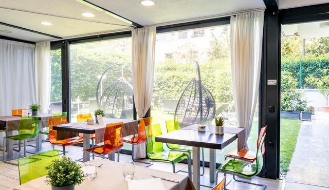 Acca Palace - AA Hotels
