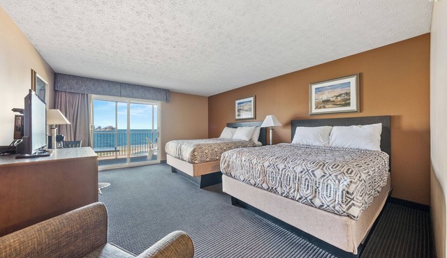 Accessible 2 Queen Room at Put-in-Bay