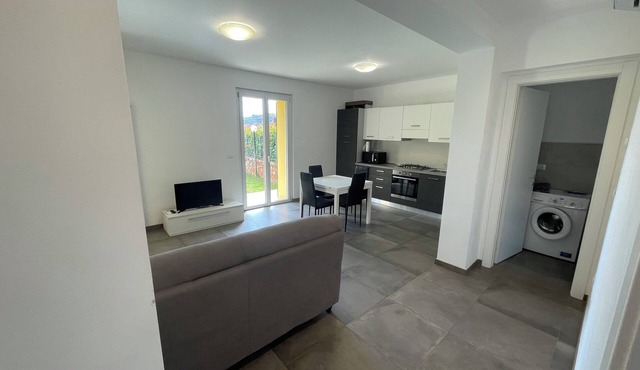 Accogliente Appartamento in Villa 62mq, Grande Giardino Privato, Animali Ammessi