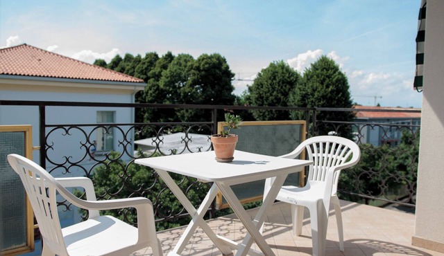 Accommodation in Dolo, convenient to Venice and Padua, with tour operator for guests
