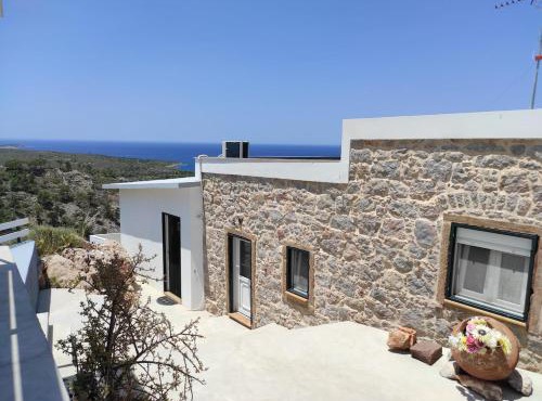 Accommodation in Lithi
