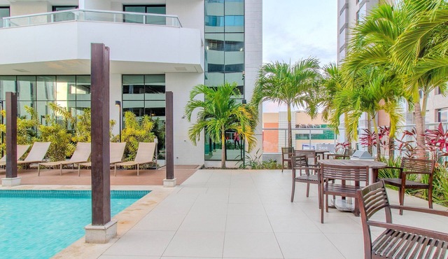 Accommodation With Pool, Sauna, and gym in the Heart of Salvador - AAP