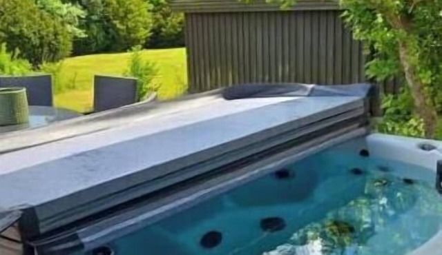 Accommodations in Österlen – A family-friendly and peaceful location close to nature, the city, and the sea