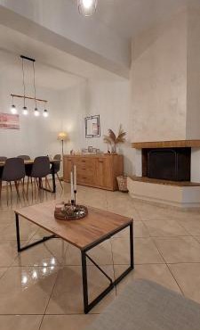 Achilleas Apartment