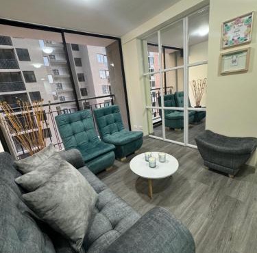 Acogedor apartamento cerca al Centro comercial Viva